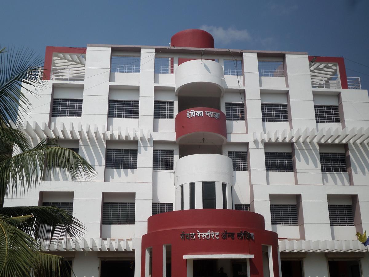Phursungi Hotel Royal Lodging מראה חיצוני תמונה